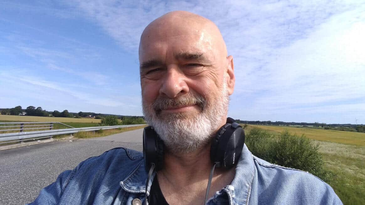Don W. Voorhies | Walking